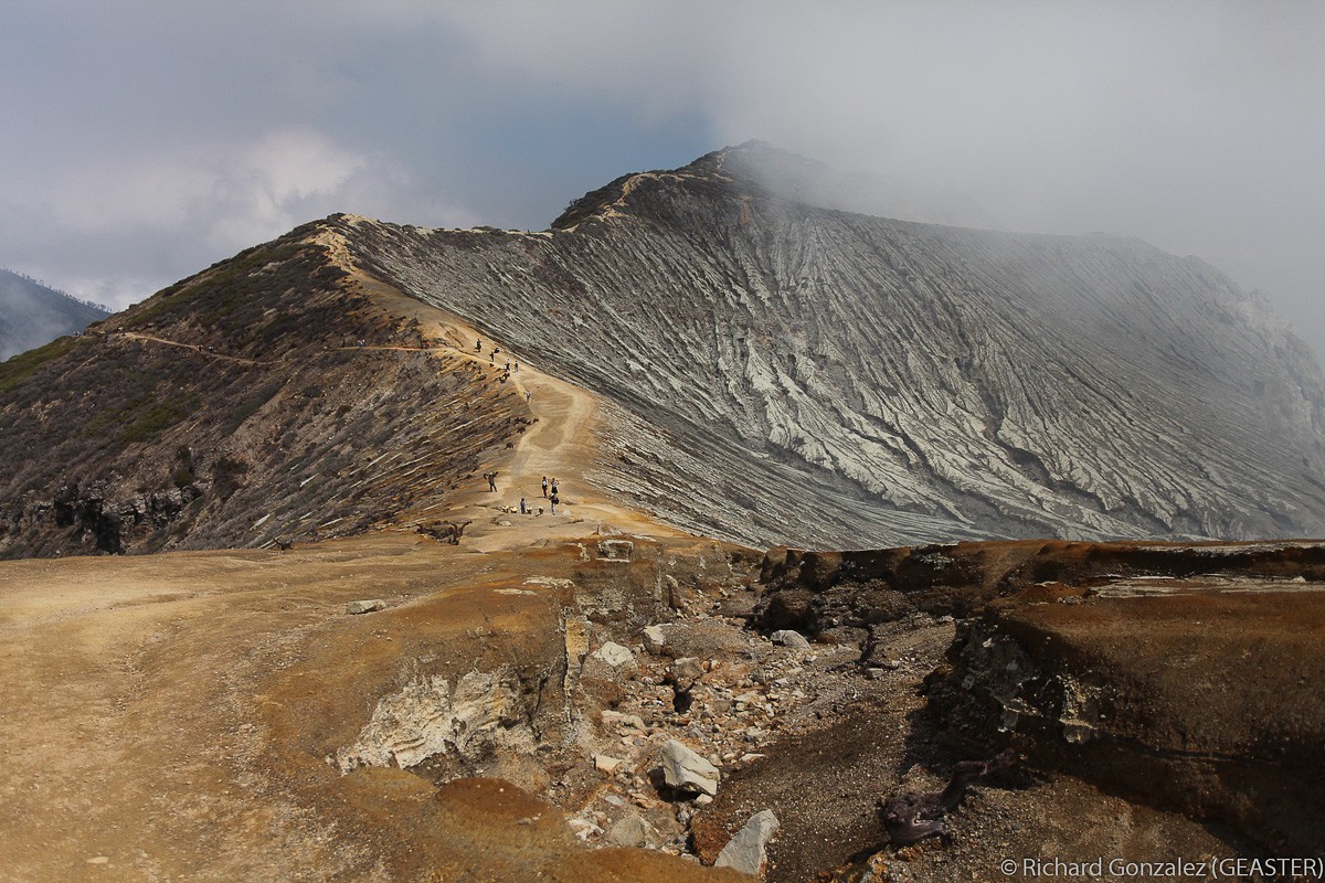 ijen-4